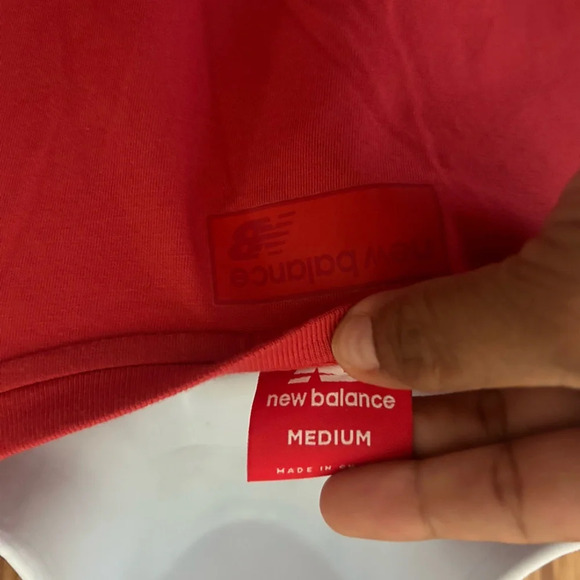 New Balance Dama NB ATHLETICS CROPPED - POMELO - Picture 4 of 4